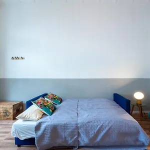modern-central-flat-with-workspace.find-berlin-hotels.com/